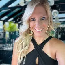 Maggie Cole author